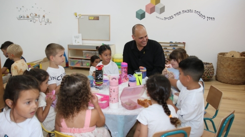 בת-ים חוגגת הישג היסטורי זכתה בפרס החינוך הארצי לשנת תשפה2.jpg