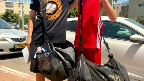 גאווה על הזירה שני חניכי מועדון האגרוף BBC מכבי בת-ים זכו במדליית זהב באליפות ישראל..jpeg