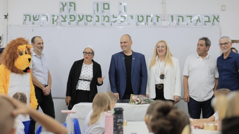 עוז שכטר.jpg